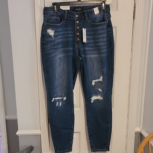 Judy Blue Women's Blue Jeans - Picture 2 of 5